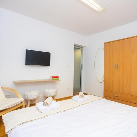 Bella Vista - Cozy Apartments With Easy Check-In And Free Parking Split Eksteriør bilde