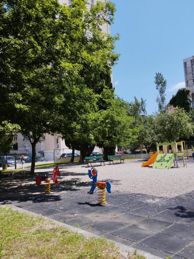 Bella Vista - Cozy Apartments With Easy Check-In And Free Parking Split Eksteriør bilde