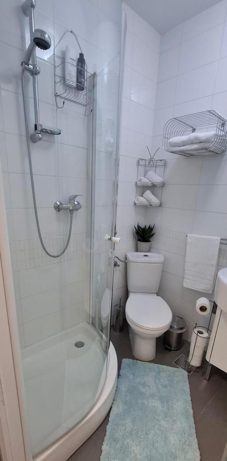 Bella Vista - Cozy Apartments With Easy Check-In And Free Parking Split Eksteriør bilde