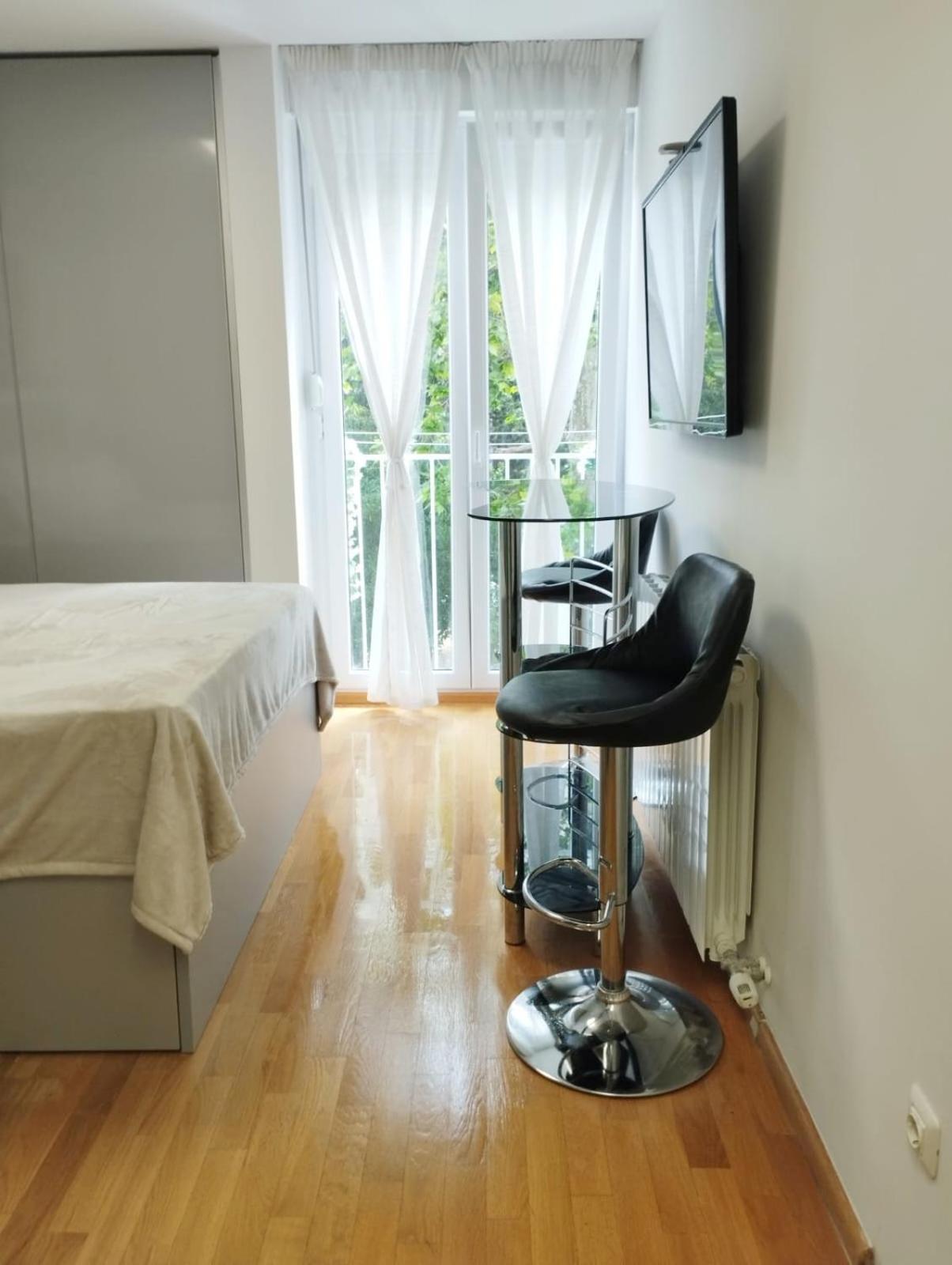 Bella Vista - Cozy Apartments With Easy Check-In And Free Parking Split Eksteriør bilde