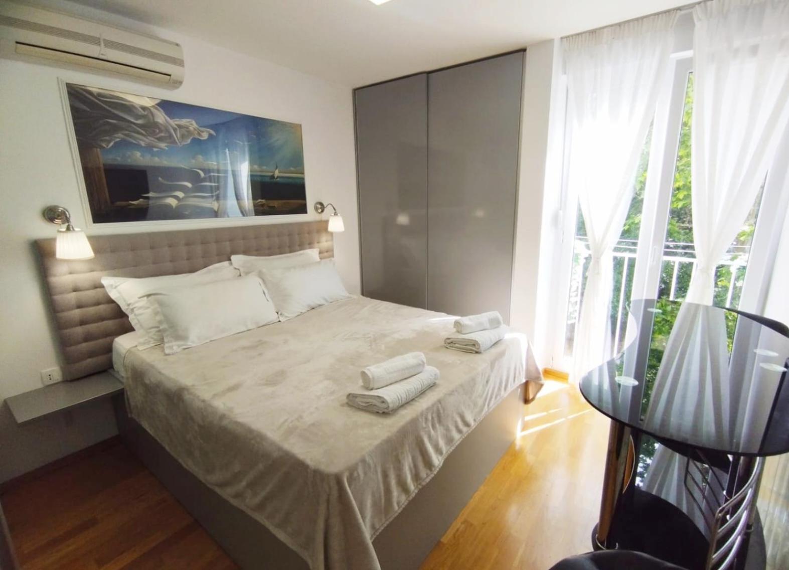 Bella Vista - Cozy Apartments With Easy Check-In And Free Parking Split Eksteriør bilde